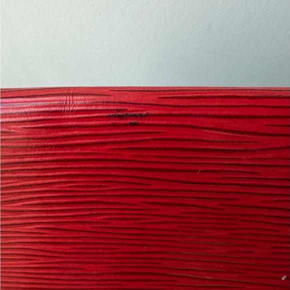 Louis Vuitton Art Deco Red Epi Envelope Clutch - Vintage - Picture 11 of 15
